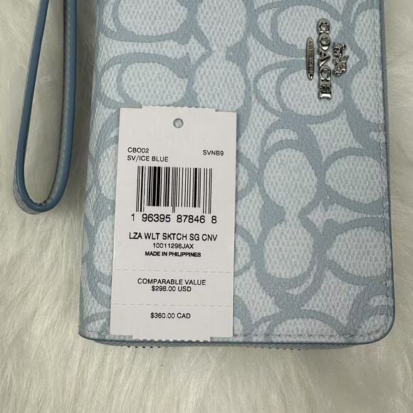 Coach Long Zip Around Wallet In Sketch Signature Canvas In Ice Blue CBO02 NWT - Picture 4 of 6